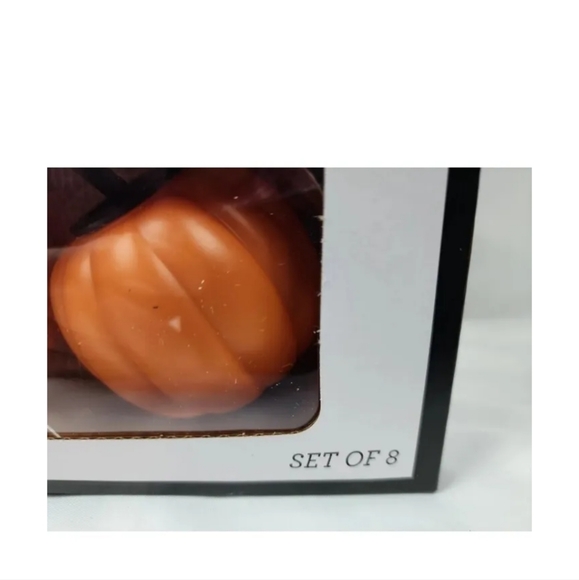 Spooky moods set of 8 string light pumpkins - Picture 2 of 5